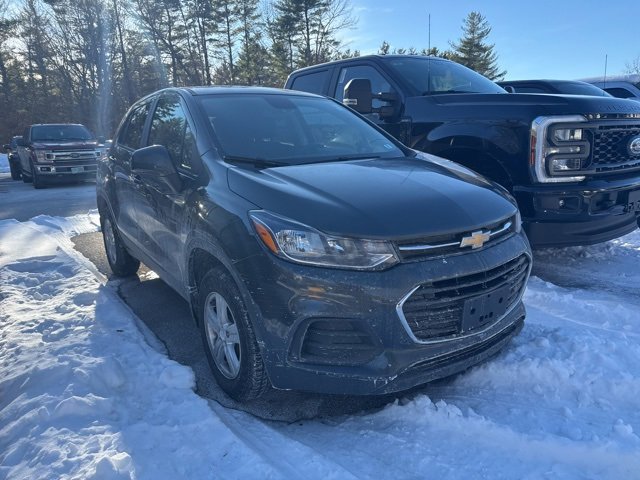 Used 2020 Chevrolet Trax LS w/ Tint and Cruise Package image 3