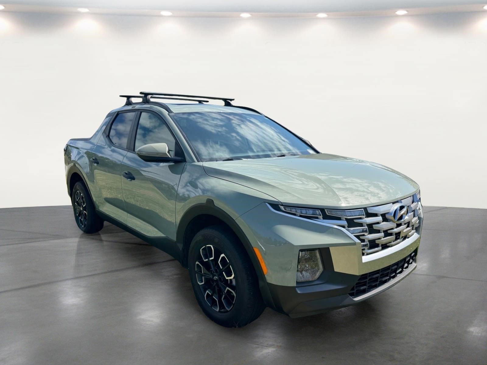 Certified 2024 Hyundai Santa Cruz SEL w/ Activity Package FWD image 8