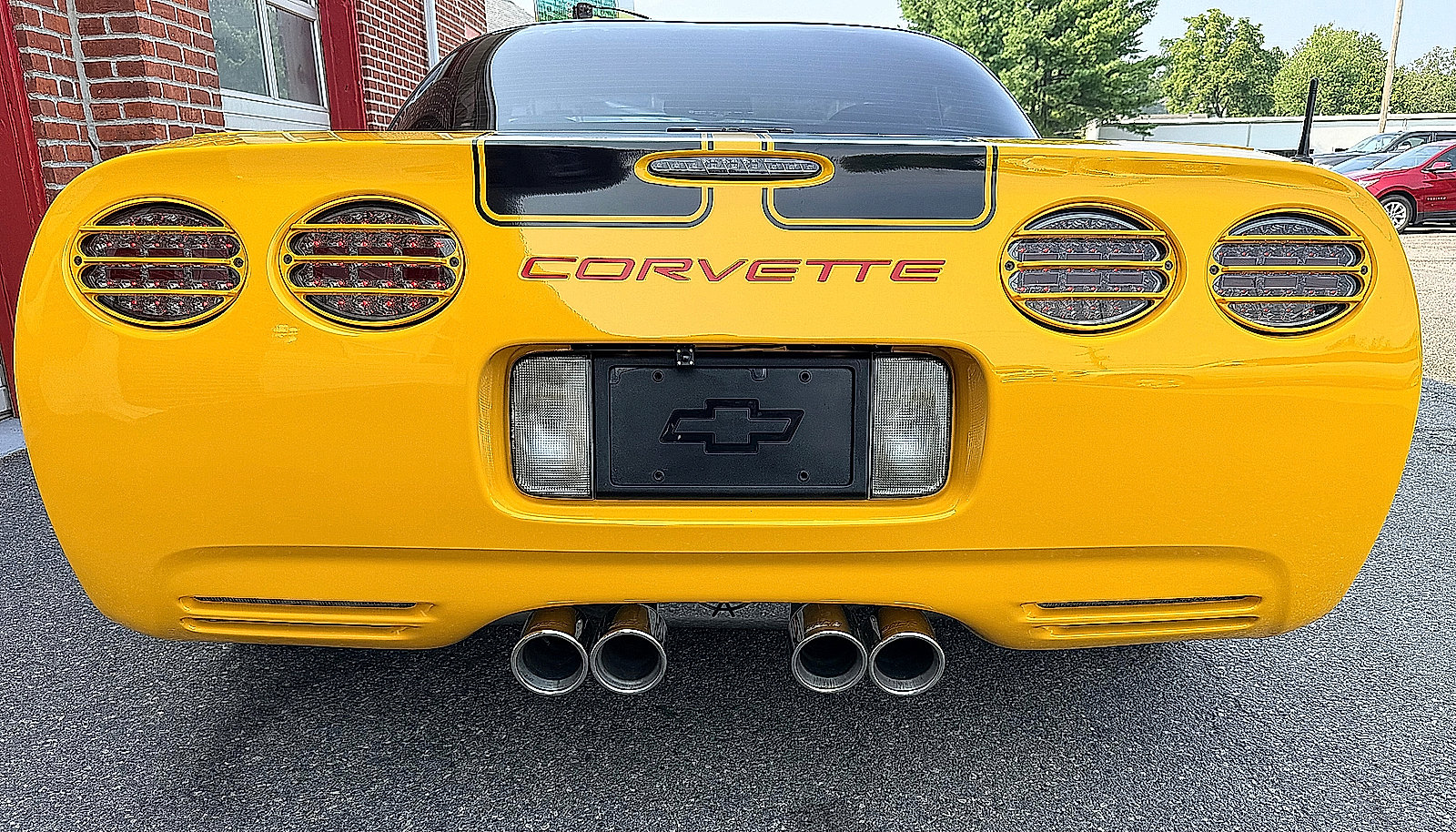 Used 2004 Chevrolet Corvette Z06 w/ Memory Package RWD image 47