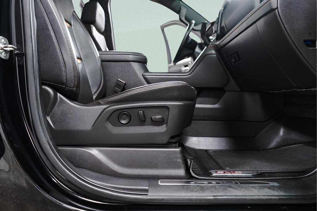 Used 2025 GMC Sierra 2500 AT4 w/ AT4 Premium Plus Package image 35