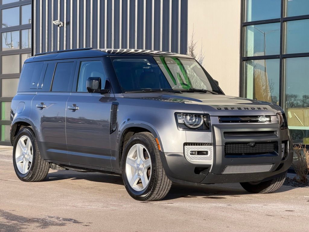 Used 2021 Land Rover Defender 110 SE image 4