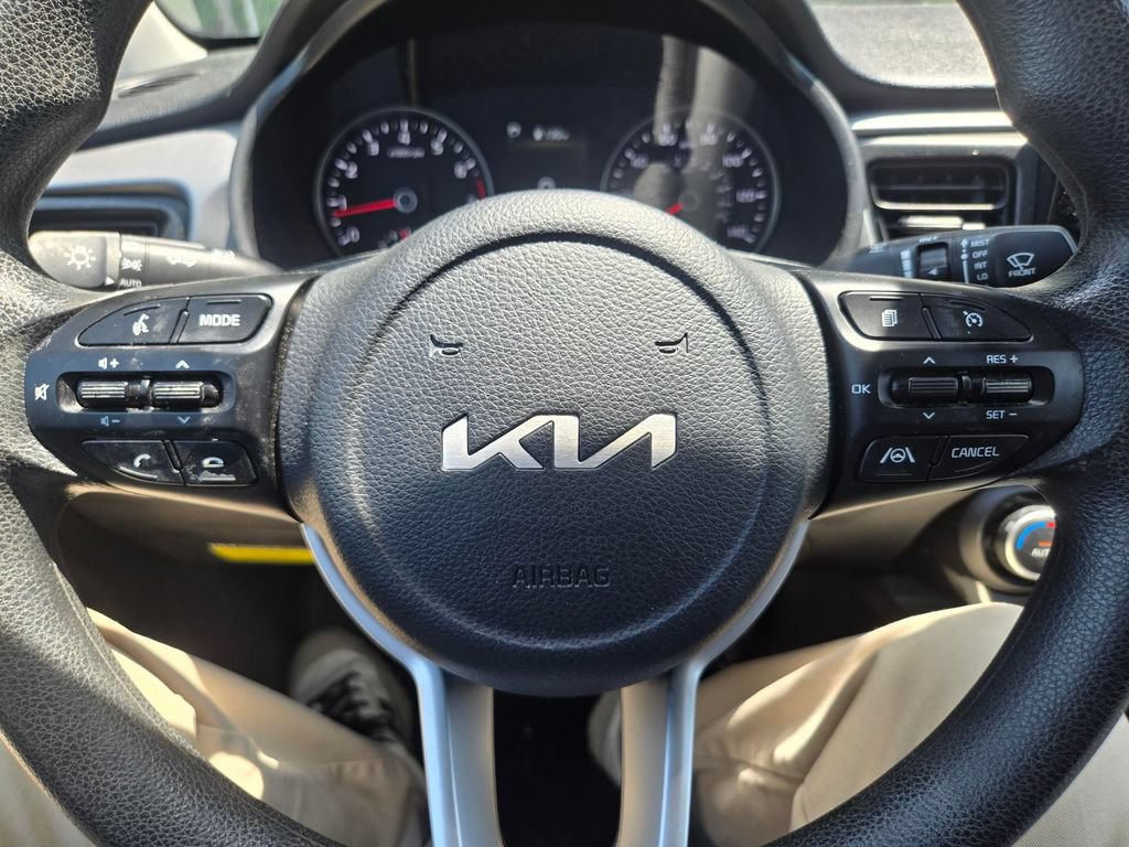 Used 2022 Kia Rio S w/ Technology Package FWD image 11