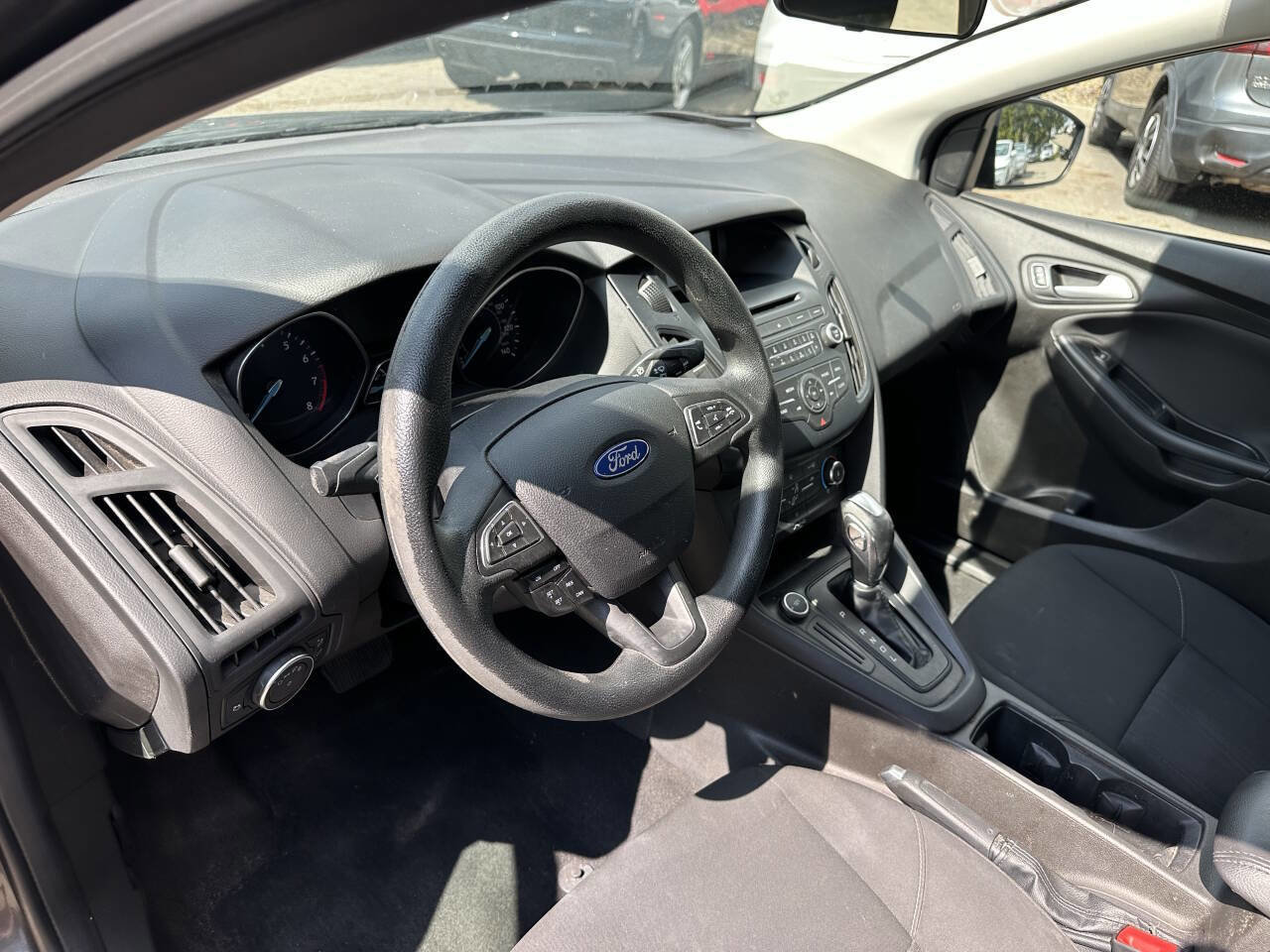 Used 2016 Ford Focus SE FWD image 17