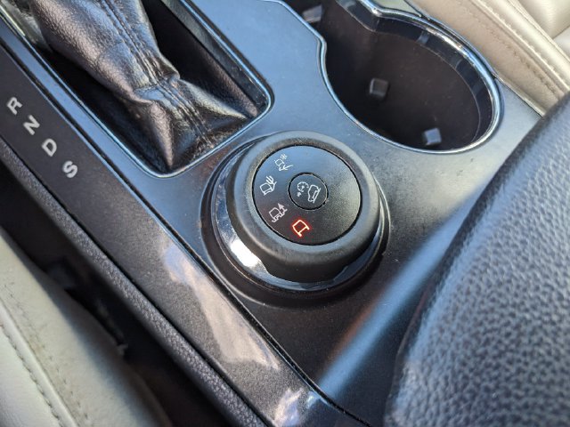 Used 2019 Ford Explorer XLT w/ Equipment Group 202A AWD/4WD image 29