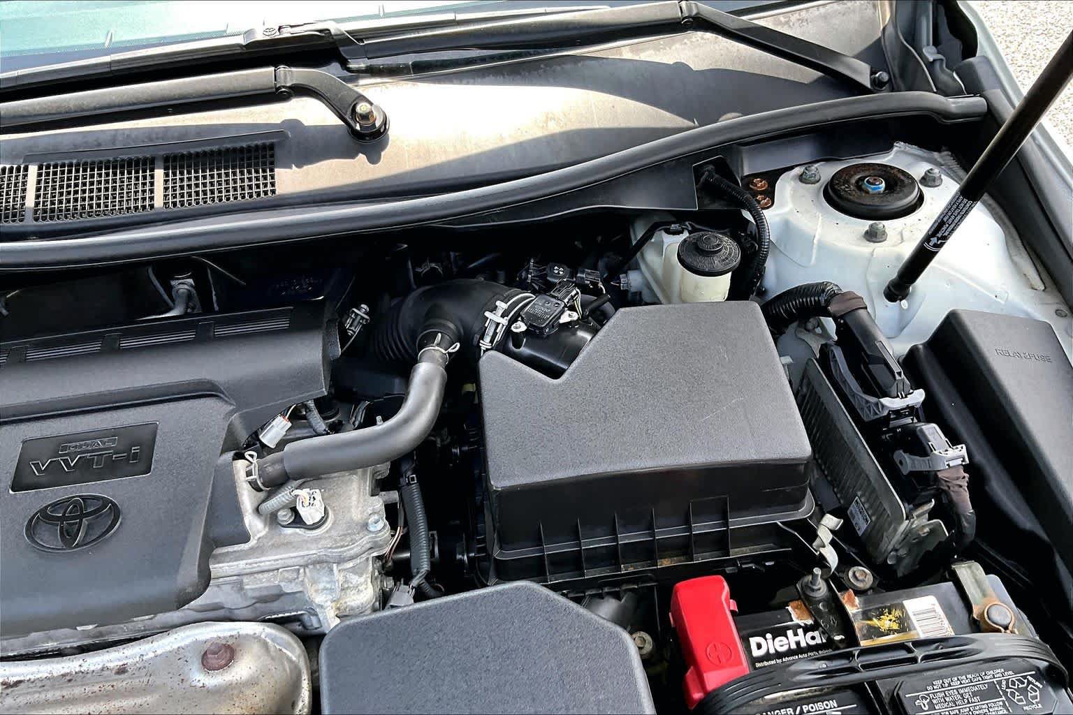 Used 2017 Toyota Camry SE FWD image 32