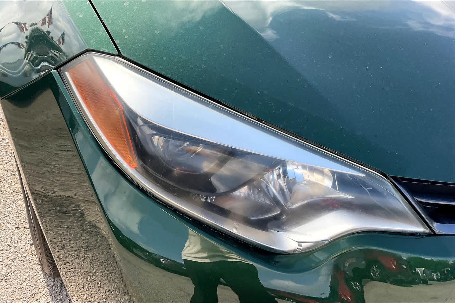 Used 2015 Toyota Corolla LE FWD image 27
