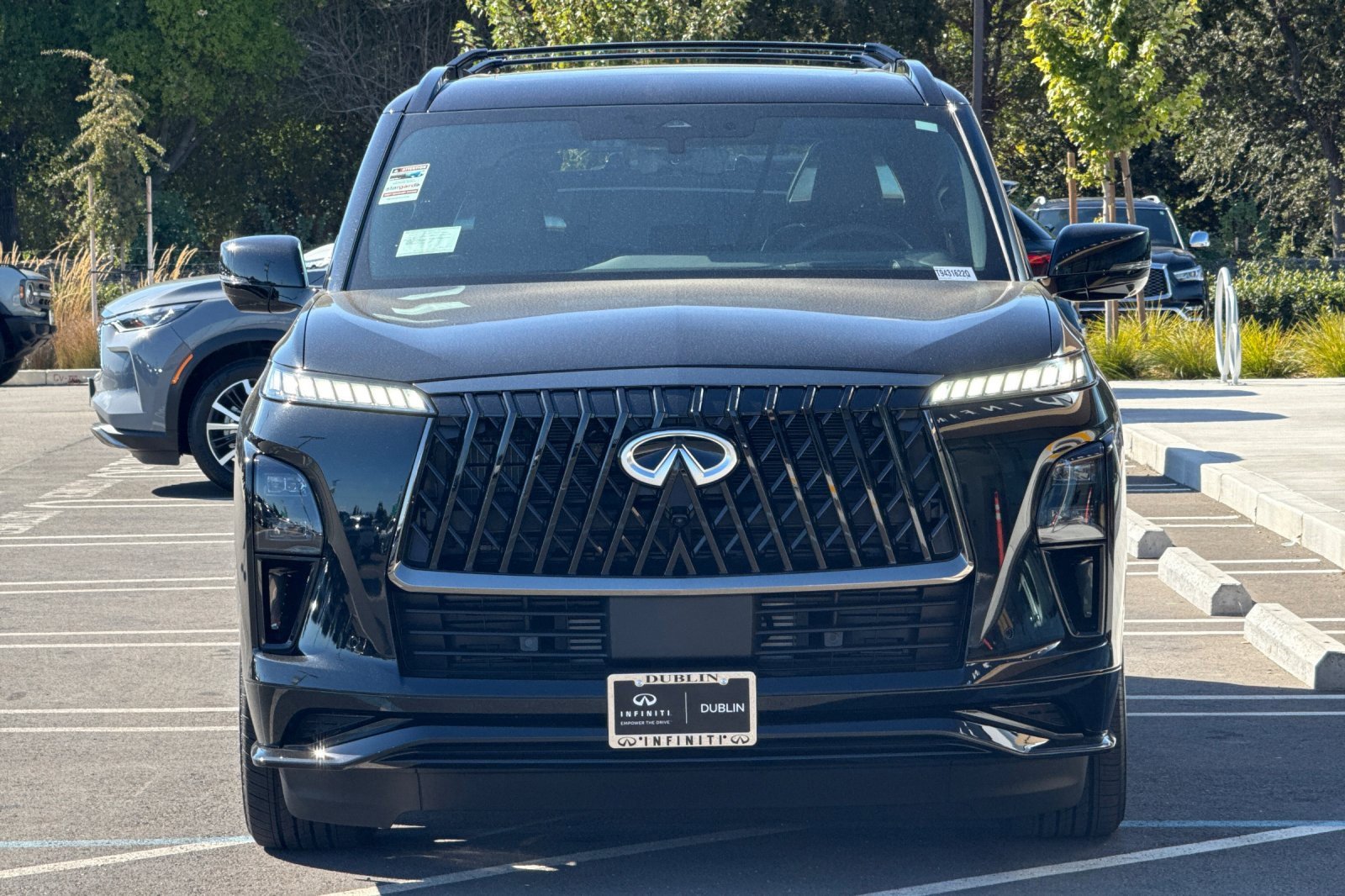 New 2026 INFINITI QX80 4WD w/ Sport Exterior Package image 8