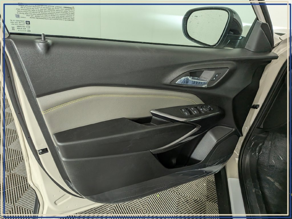 New 2026 Chevrolet Trax ACTIV w/ Driver Confidence Package FWD image 14