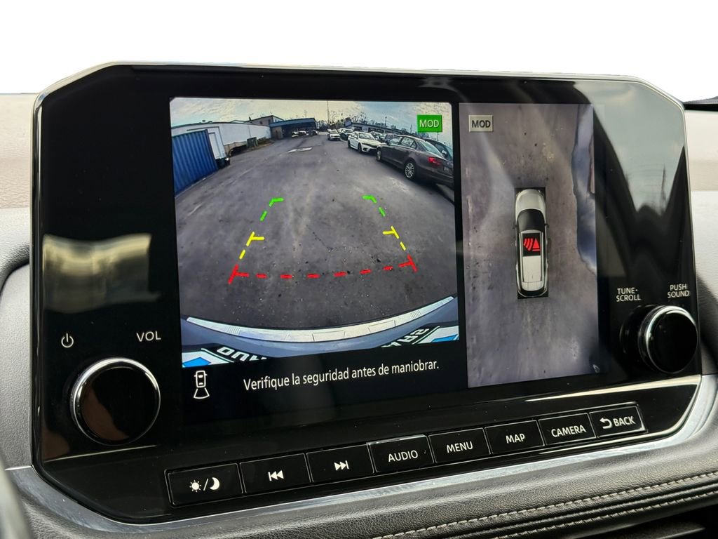 Used 2021 Nissan Rogue Platinum image 15