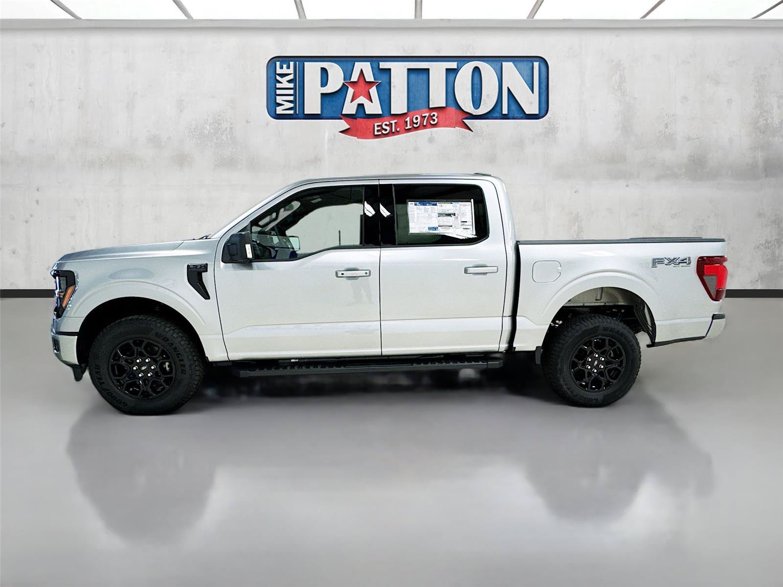 New 2026 Ford F150 XLT w/ Equipment Group 302A MID AWD/4WD image 4