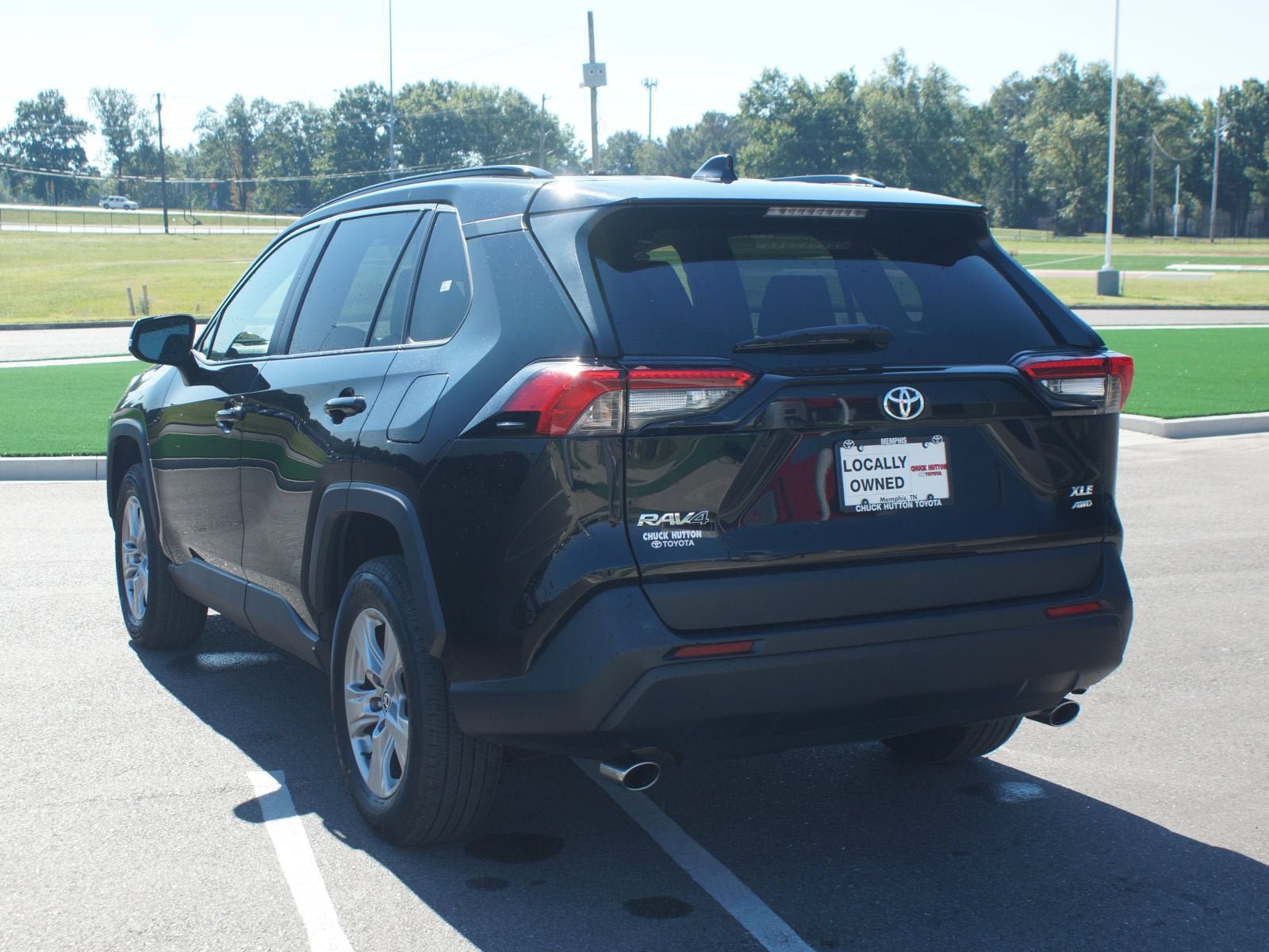 Used 2025 Toyota RAV4 XLE AWD/4WD image 15