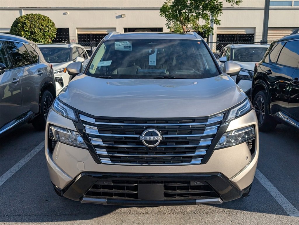 New 2026 Nissan Rogue Platinum w/ Platinum Premium Package image 3