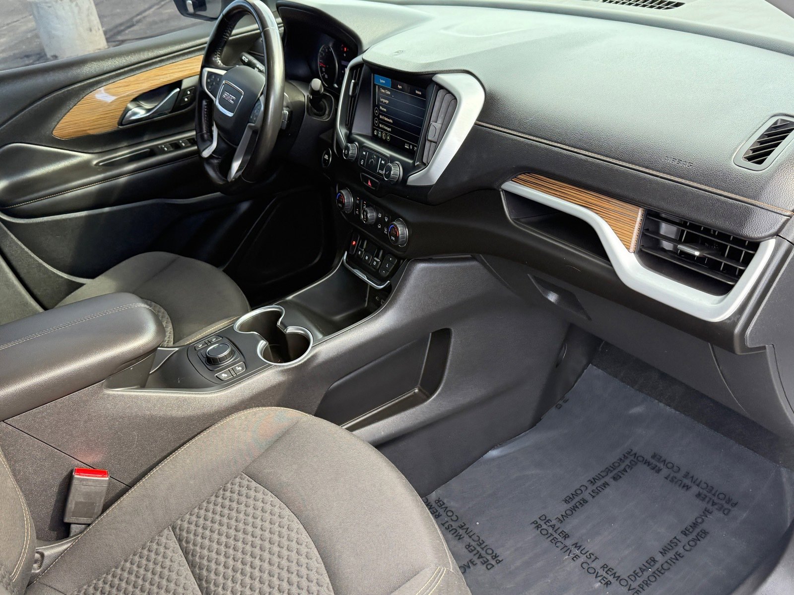 Used 2021 GMC Terrain SLE w/ Driver Convenience Package image 11