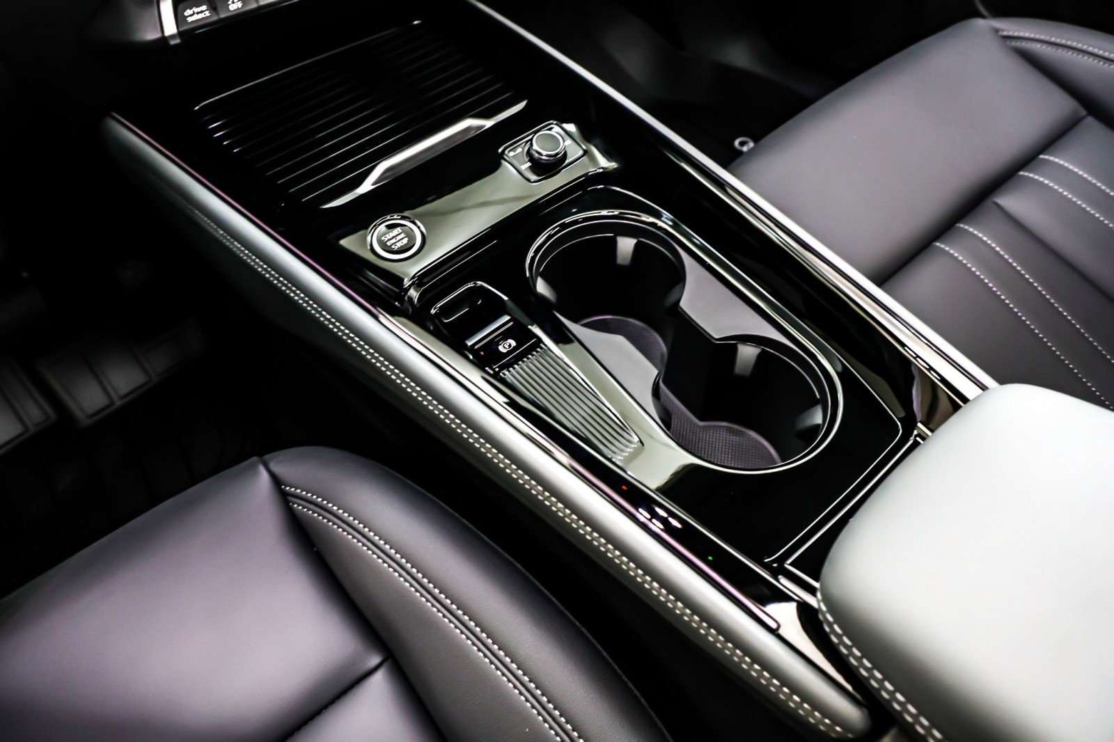 New 2026 Audi Q3 quattro 2.0T image 6