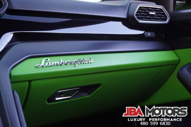 Used 2021 Lamborghini Urus AWD/4WD image 23