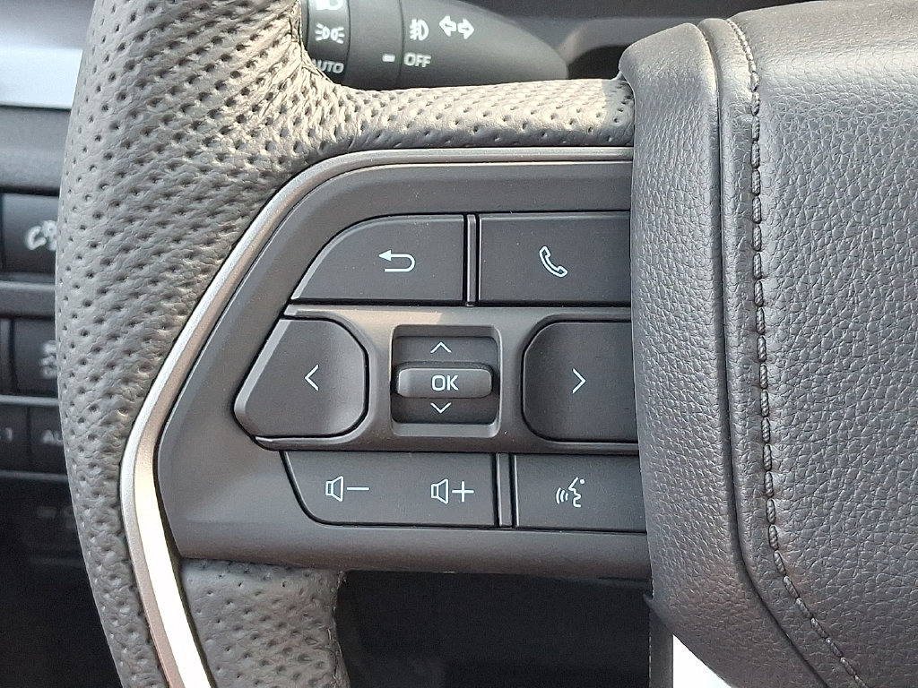 New 2026 Toyota Tacoma TRD Sport w/ TRD Sport Premium Package AWD/4WD image 15