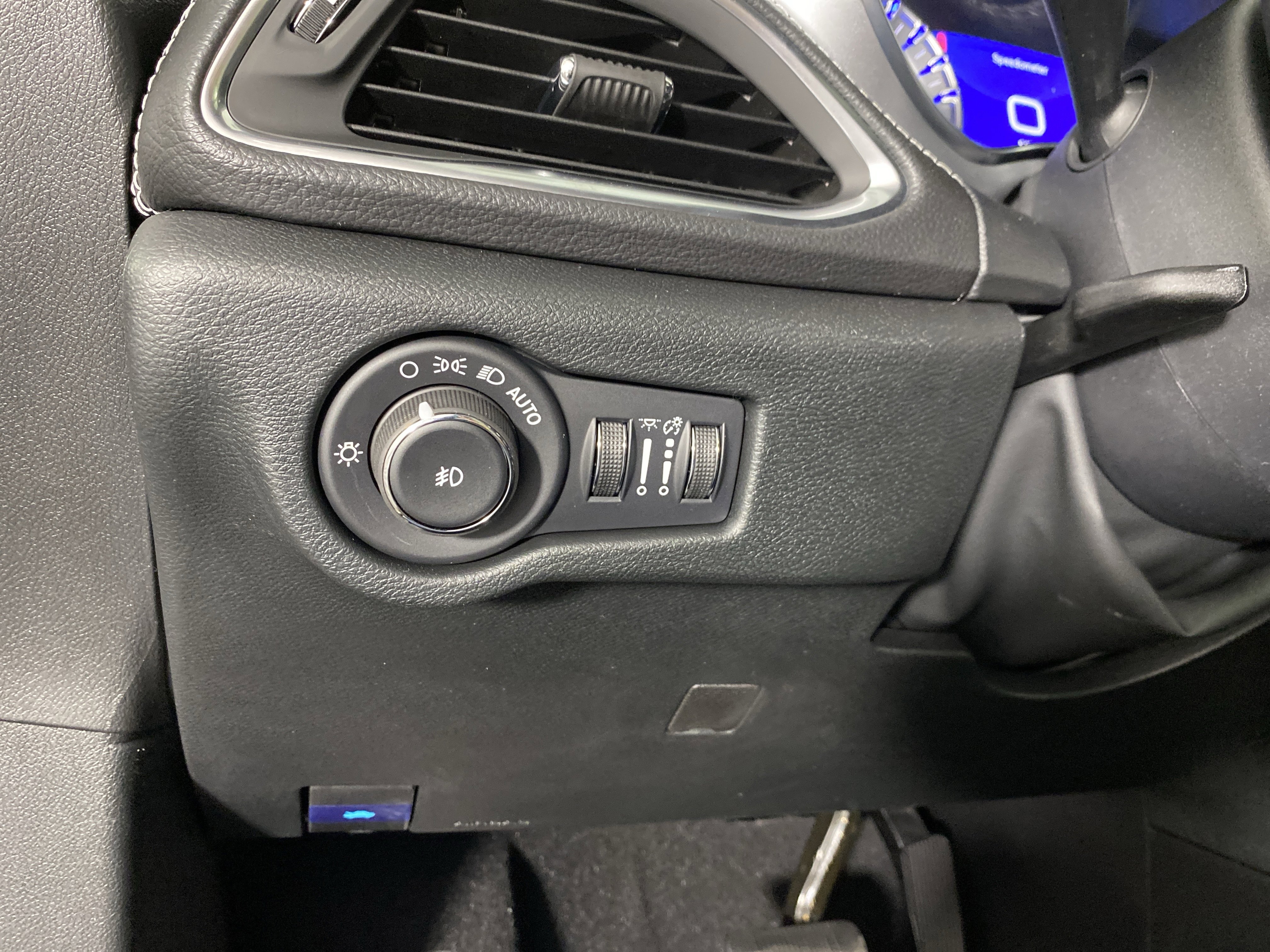 New 2026 Chrysler Pacifica Limited w/ S Appearance Package image 23