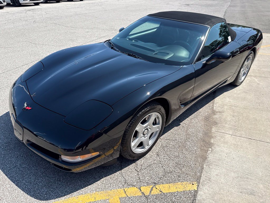 Used 1999 Chevrolet Corvette Convertible w/ Memory Pkg RWD image 12