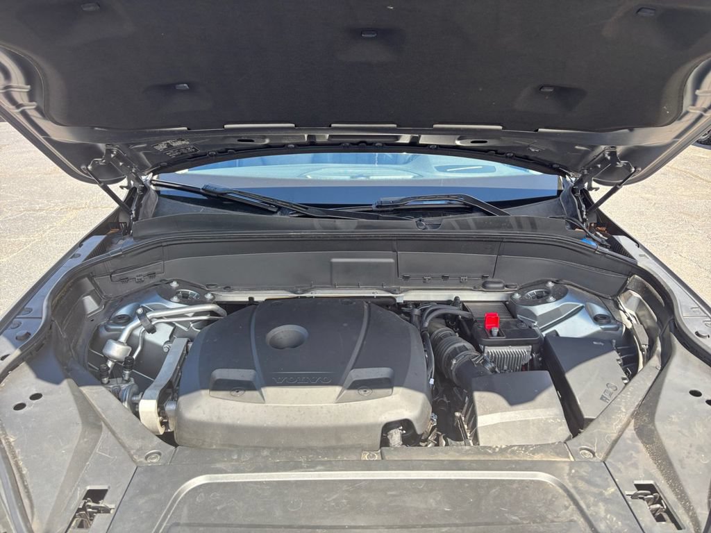 Used 2019 Volvo XC90 T6 Momentum w/ Protection Package Premier AWD/4WD image 25