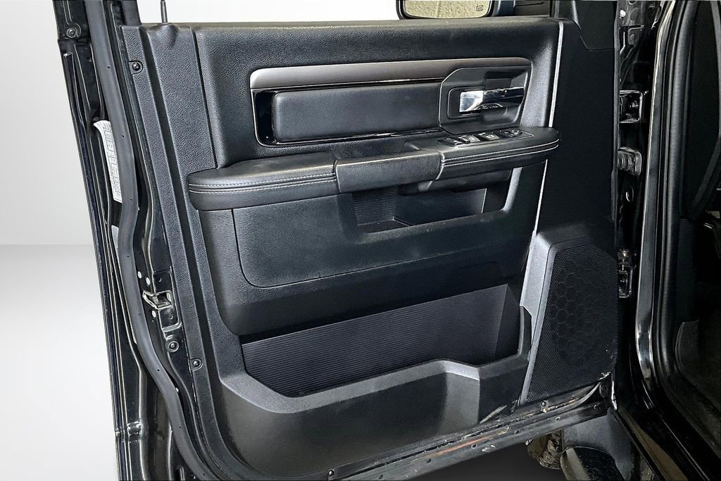 Used 2016 RAM 1500 Sport w/ Black Ram 1500 Sport Group image 19