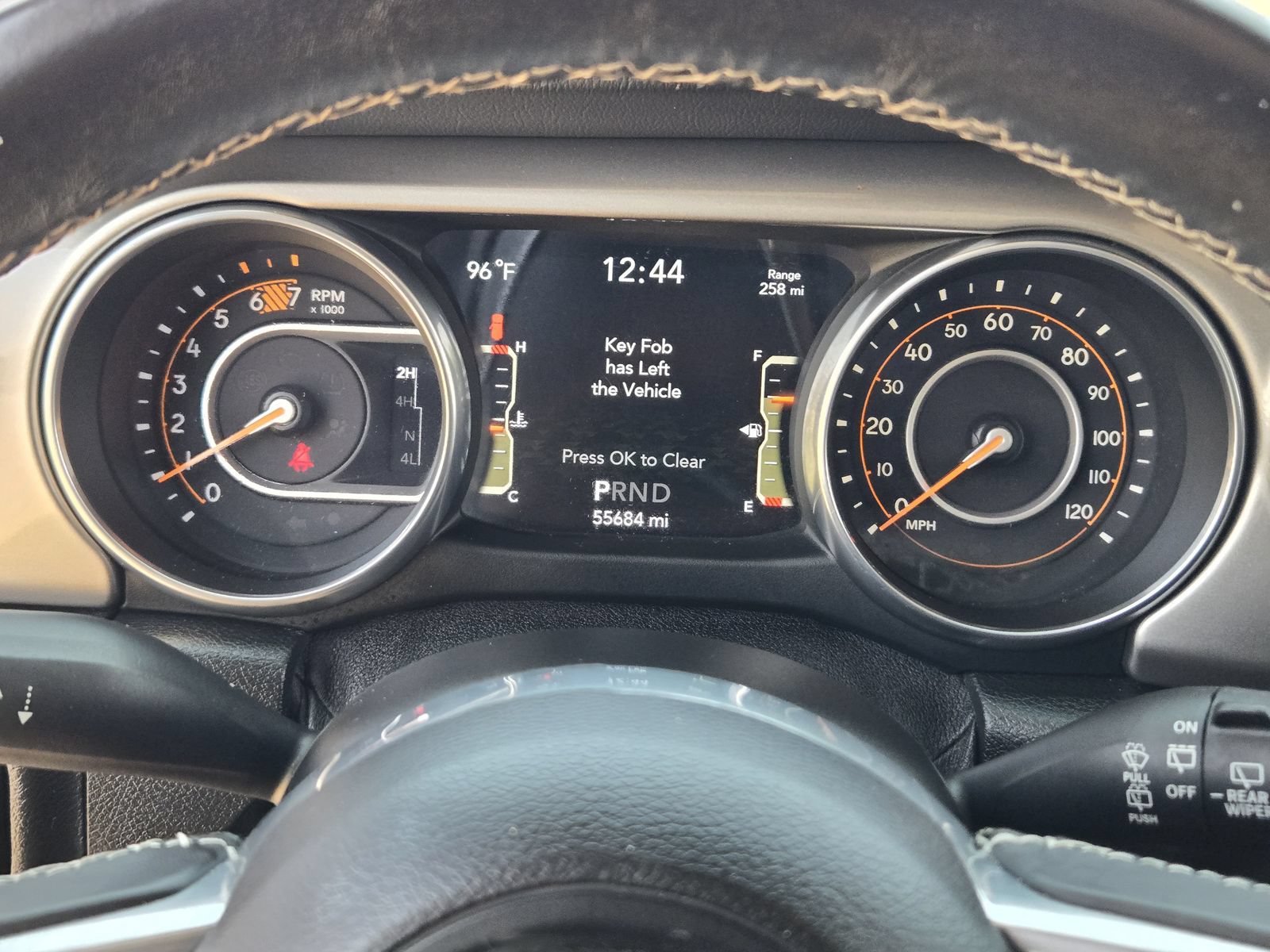 Used 2018 Jeep Wrangler Unlimited Sahara AWD/4WD image 15