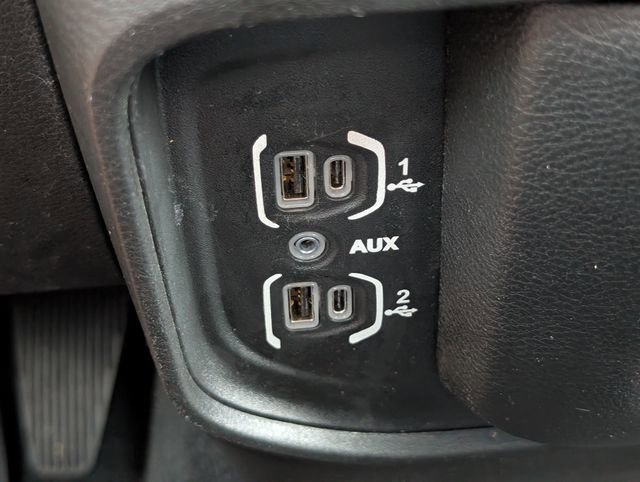 Used 2022 RAM 2500 Big Horn w/ Snow Chief Group image 17