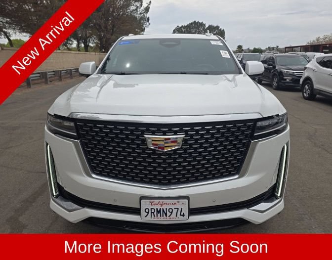 Used 2024 Cadillac Escalade ESV Luxury RWD image 2