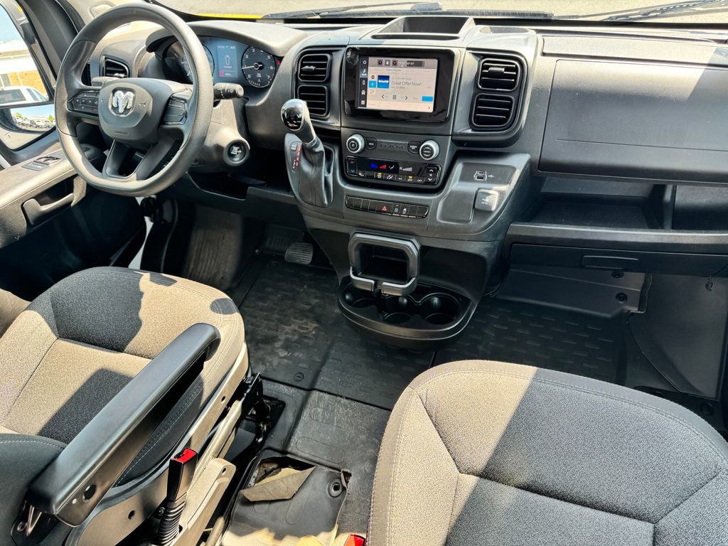 Used 2023 RAM ProMaster 2500 FWD image 12
