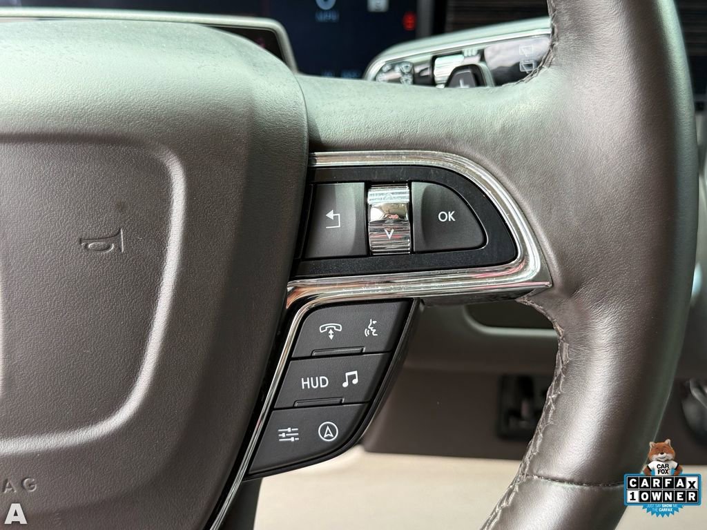 Used 2024 Lincoln Navigator L Black Label AWD/4WD image 17