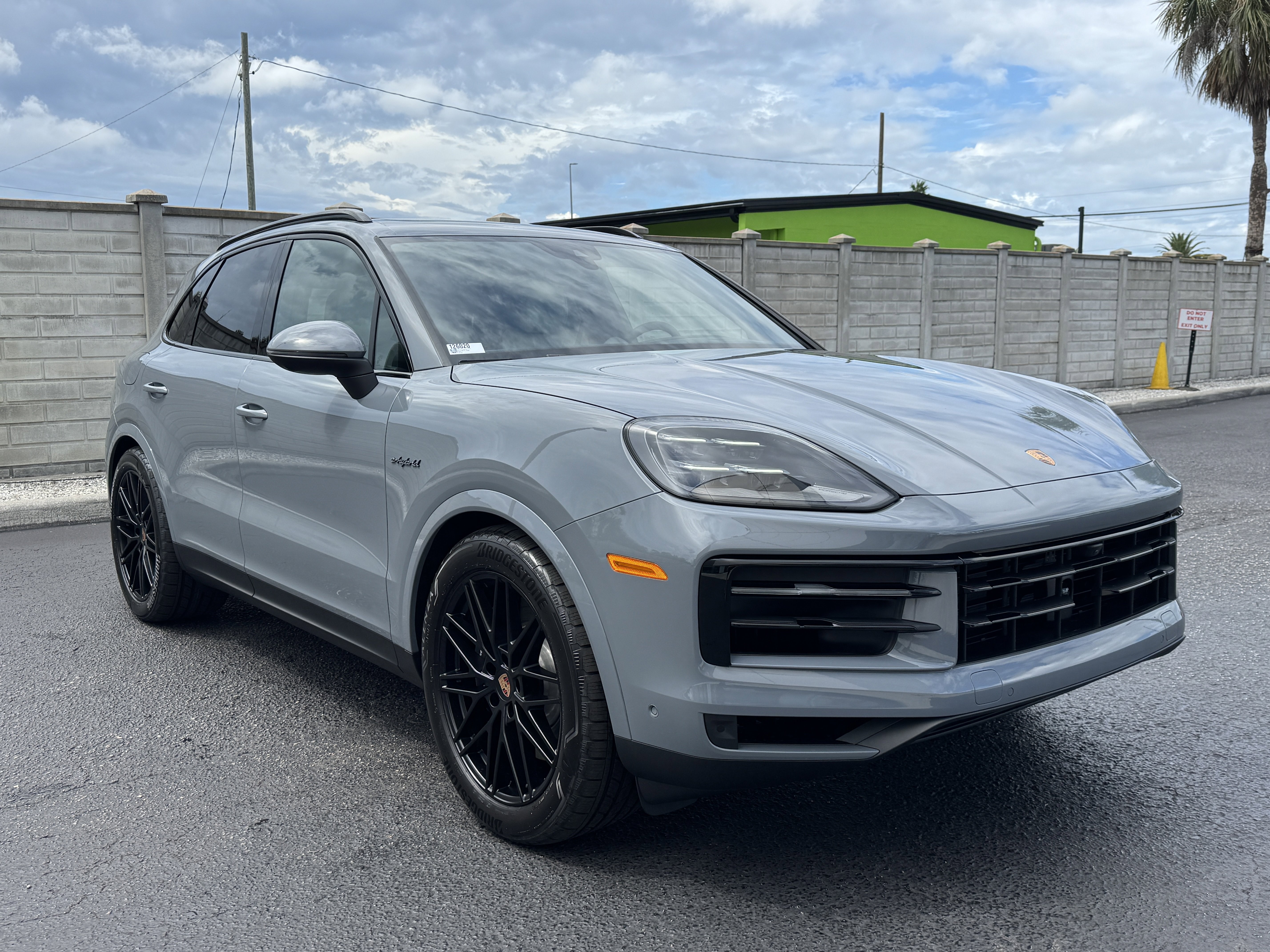 New 2026 Porsche Cayenne E-Hybrid image 8