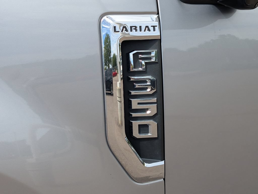 Used 2022 Ford F350 Lariat w/ Lariat Ultimate Package AWD/4WD image 13