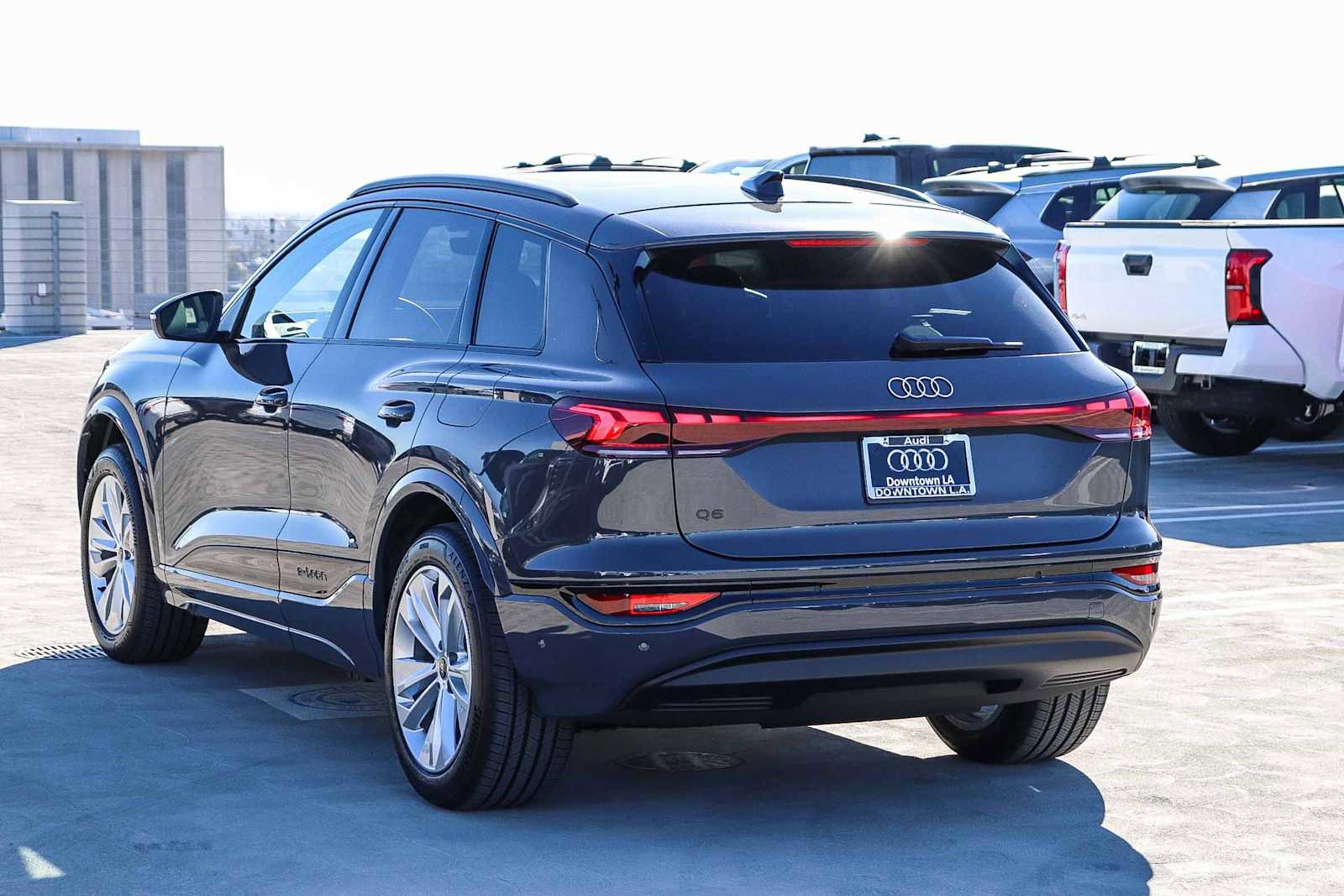 Used 2025 Audi Q6 e-tron Premium w/ Convenience Package image 6