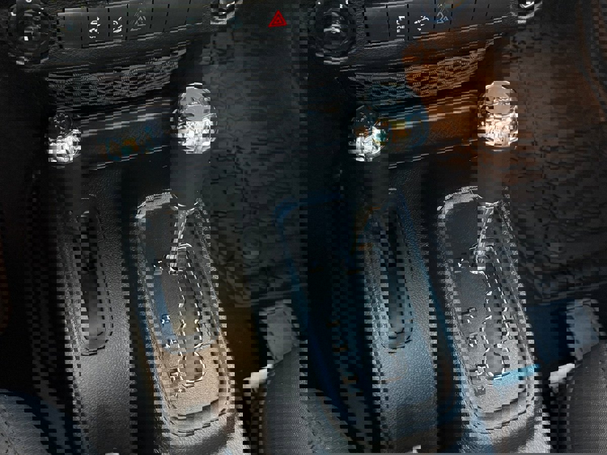 Used 2018 Jeep Wrangler Sport image 26