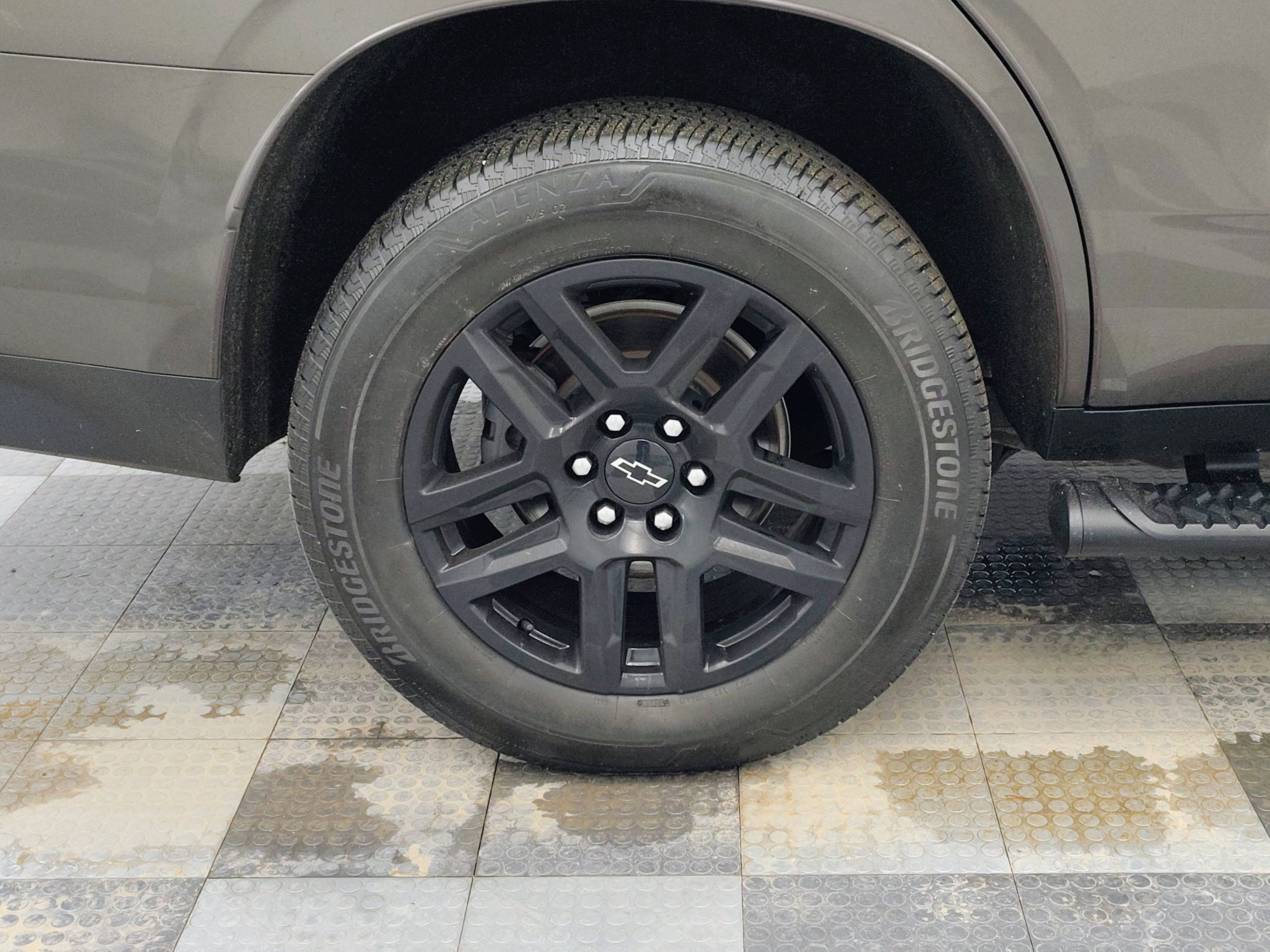 Used 2021 Chevrolet Tahoe Z71 image 14