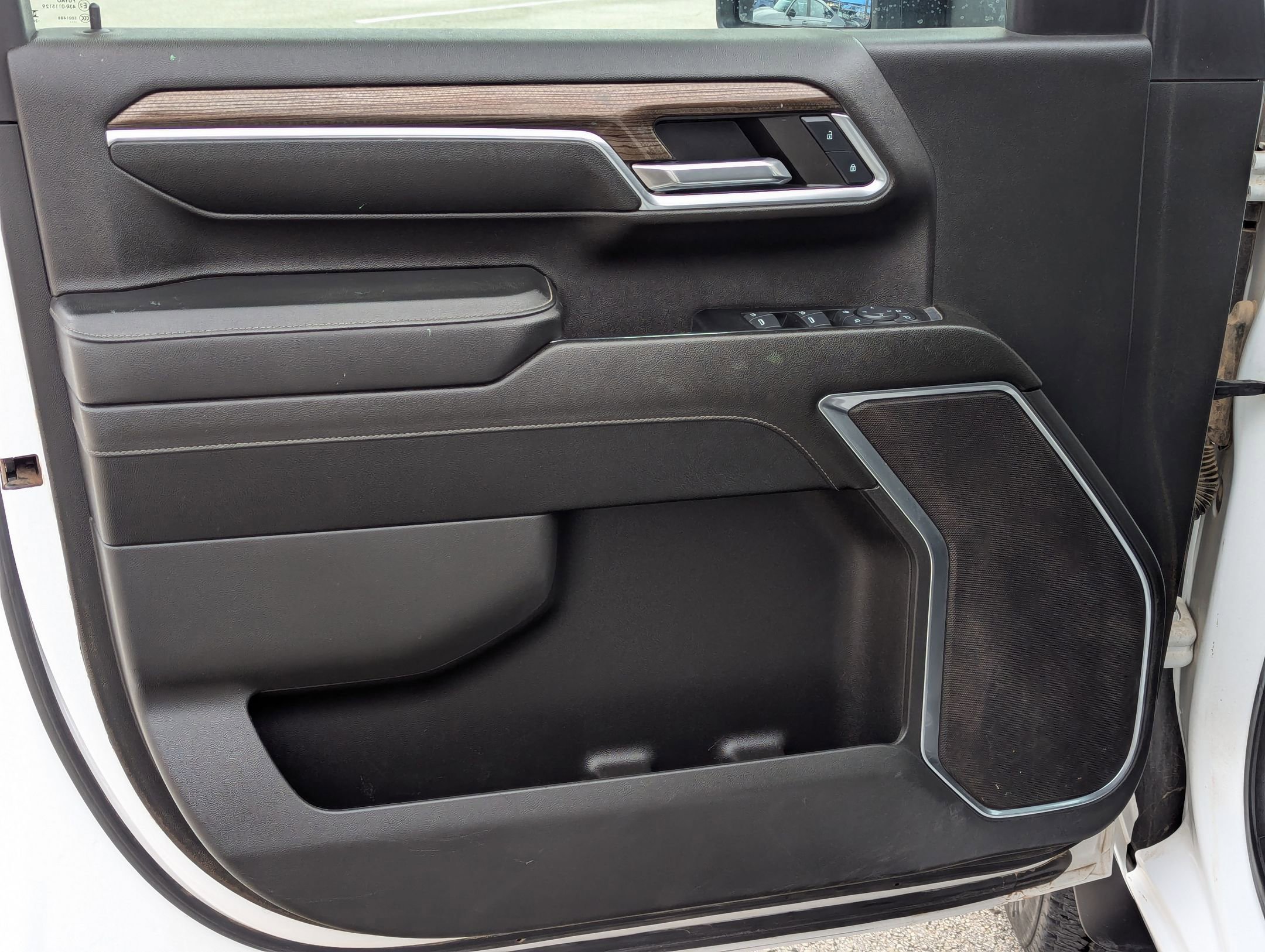 Used 2024 Chevrolet Silverado 2500 LT w/ Safety Package image 11