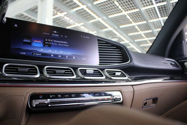 Used 2024 Mercedes-Benz GLE 350 4MATIC image 17