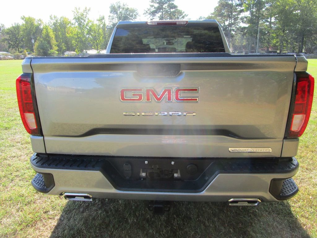 New 2026 GMC Sierra 1500 Elevation image 8