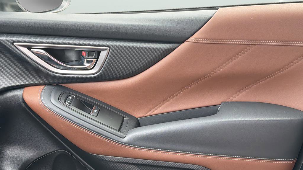 Used 2022 Subaru Forester Touring image 21