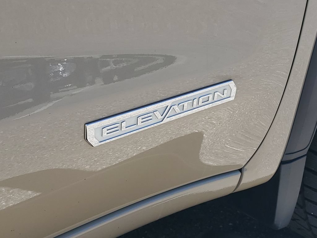 Used 2022 GMC Sierra 1500 Elevation AWD/4WD image 10