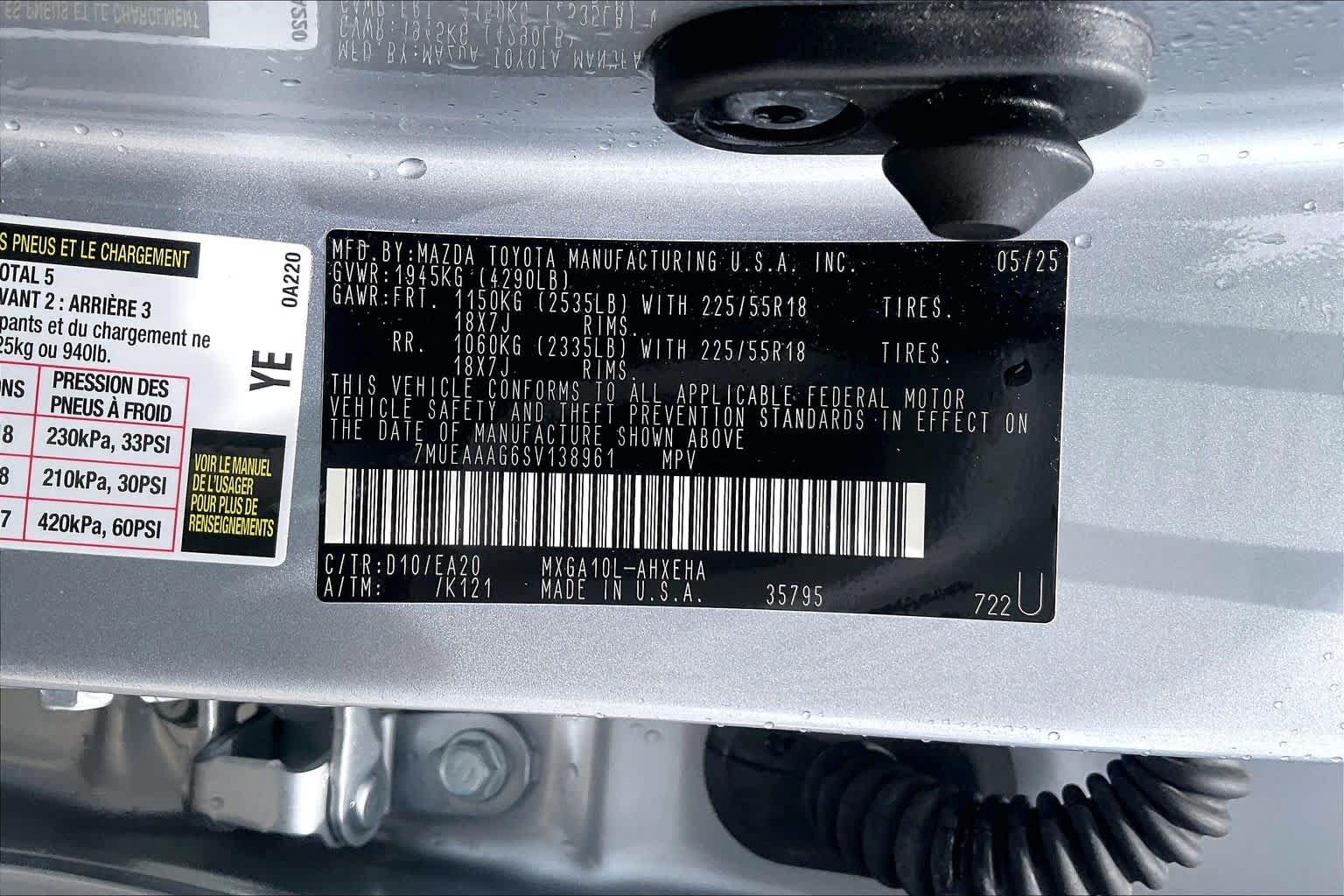 Used 2025 Toyota Corolla Cross XLE FWD image 34