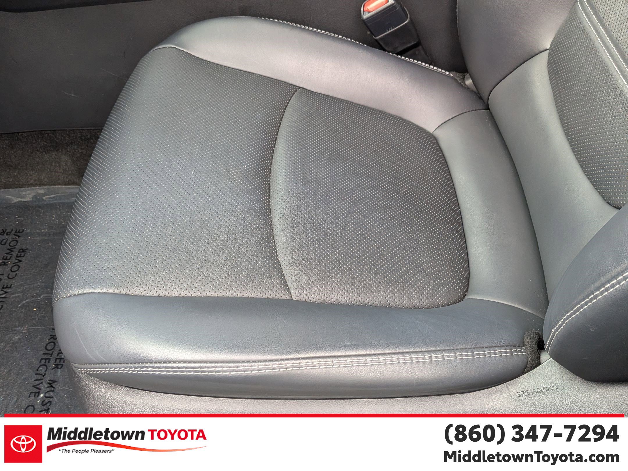 Used 2023 Toyota RAV4 Limited AWD/4WD image 15