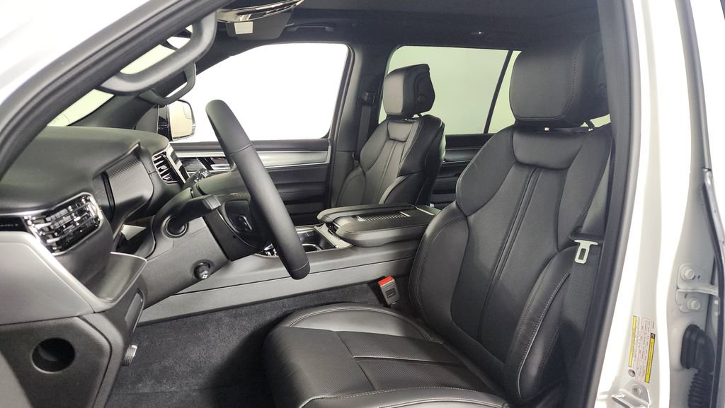 New 2025 Jeep Wagoneer Series II image 15