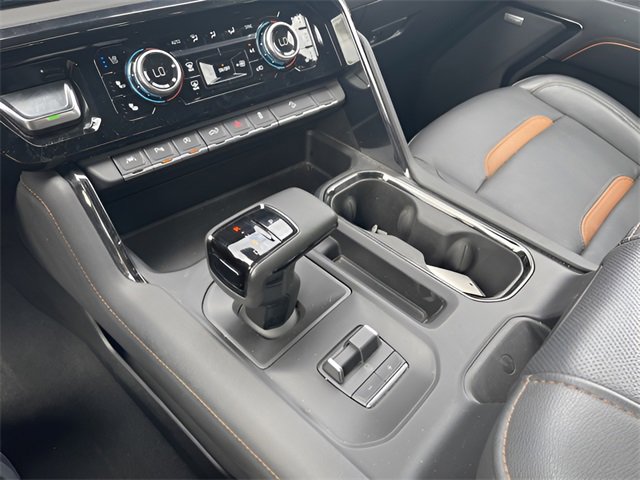 Used 2024 GMC Sierra 1500 AT4 w/ Technology Package image 23
