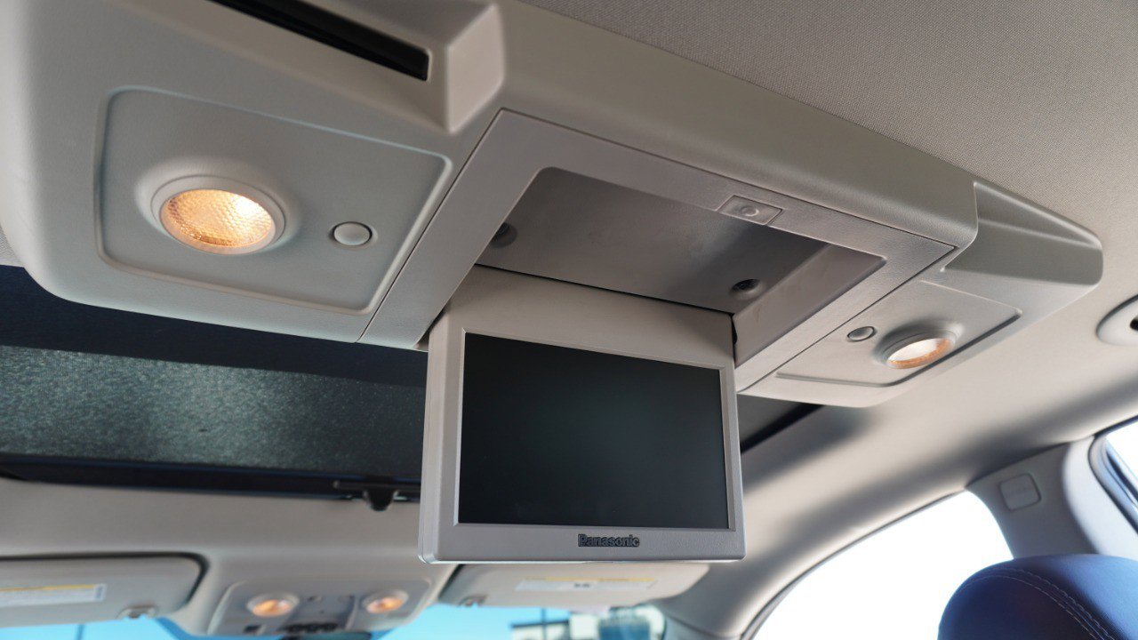 Used 2016 Buick Enclave Premium w/ Experience Buick Package image 32