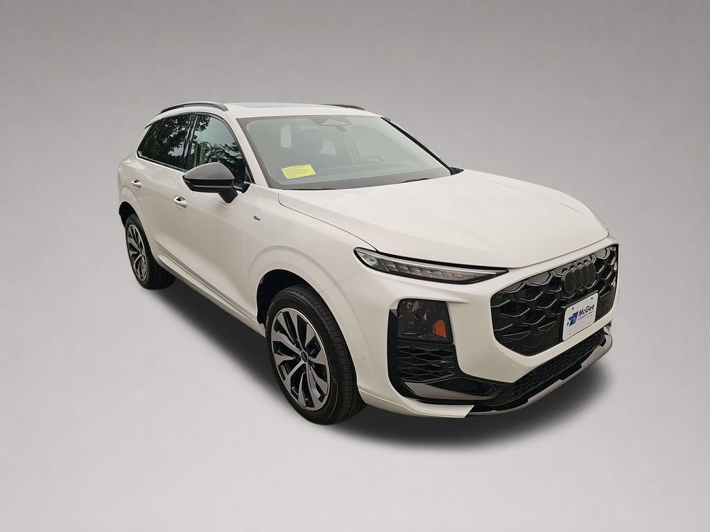 Certified 2026 Audi Q3 quattro 2.0T