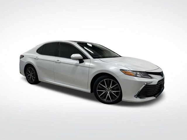 Used 2023 Toyota Camry XLE image 38