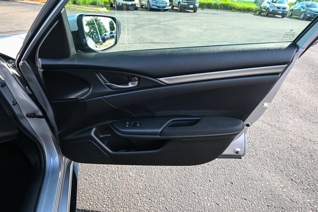 Used 2018 Honda Civic Sport image 25
