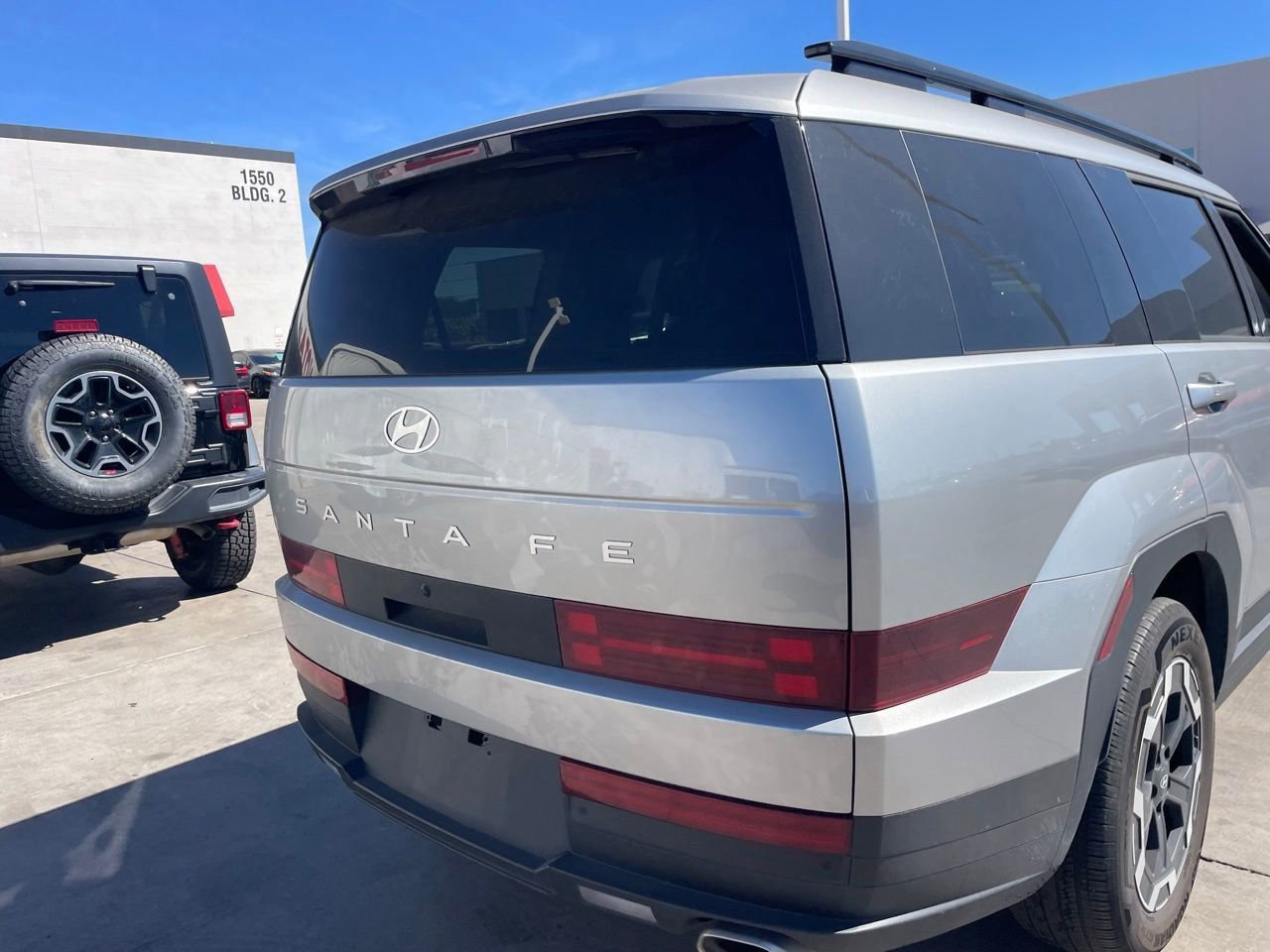 Used 2025 Hyundai Santa Fe SEL image 4