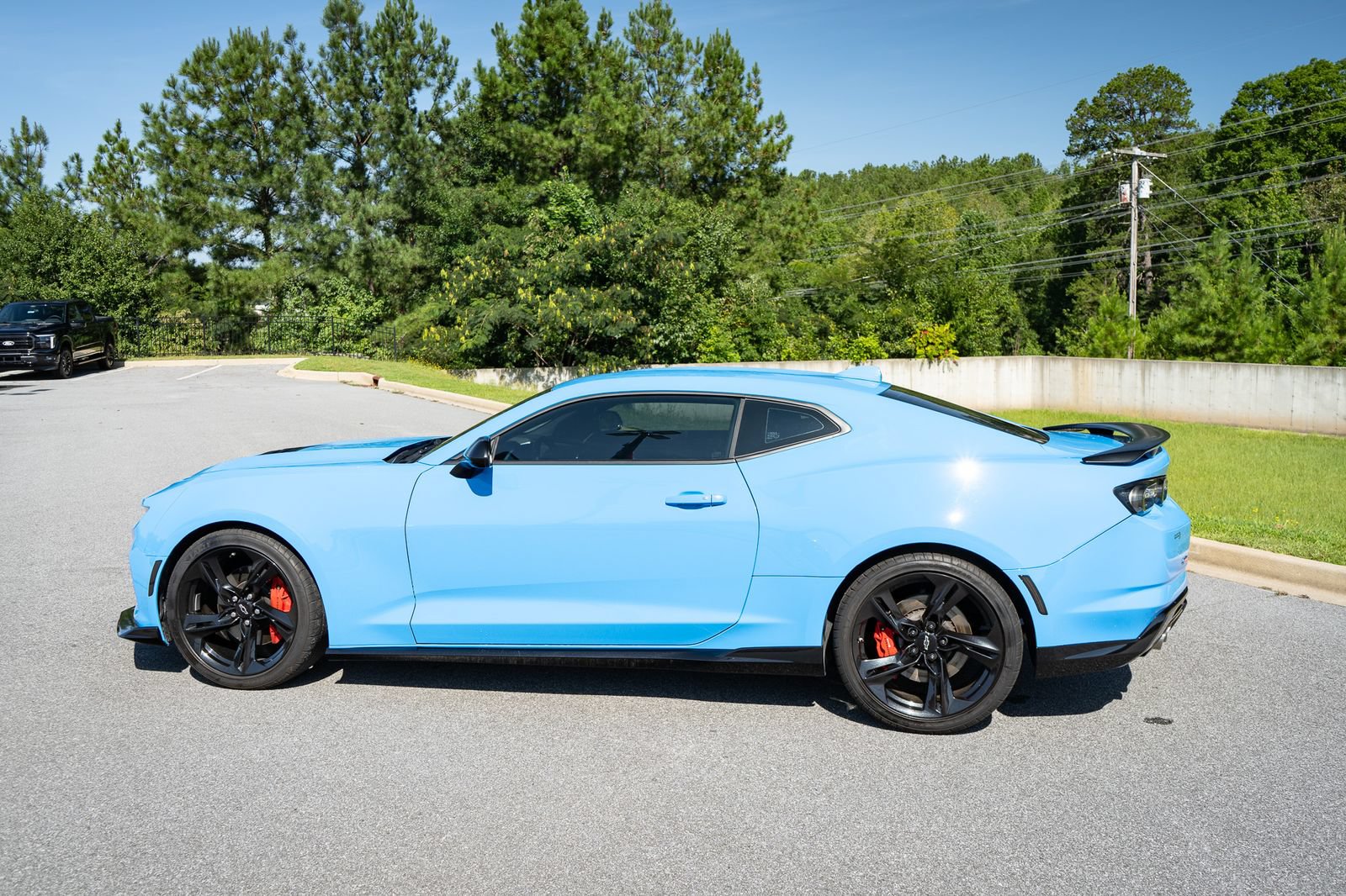 Used 2022 Chevrolet Camaro SS RWD image 17