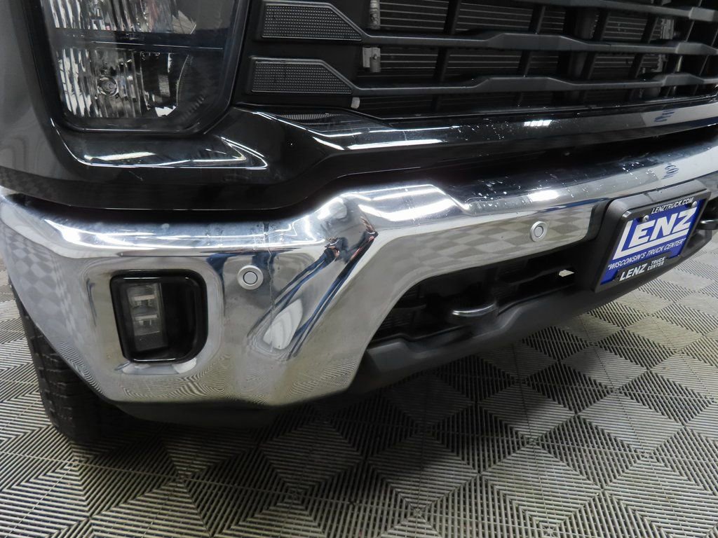 Used 2025 Chevrolet Silverado 2500 LT image 50